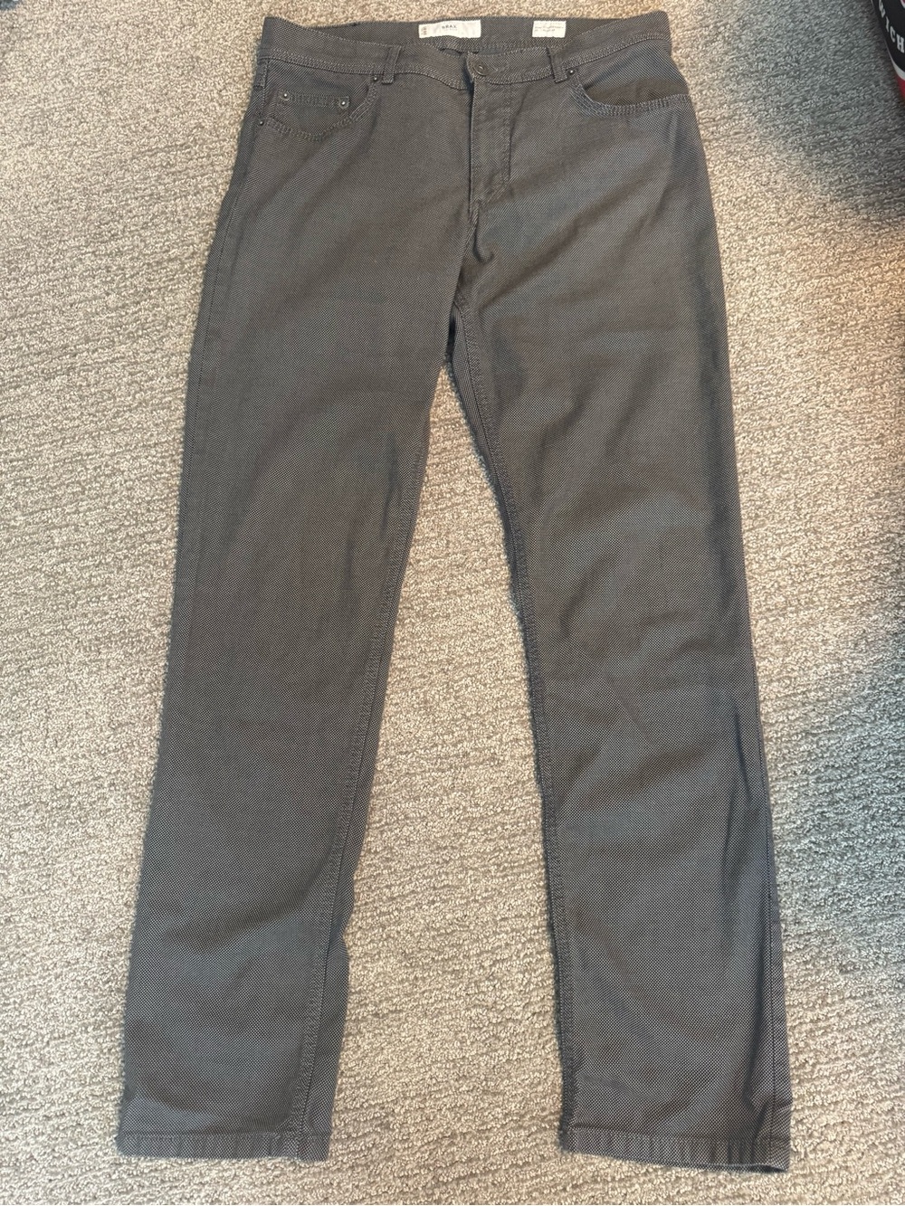Brax Men's Cooper Fancy Straight Jeans — Charcoal Gray size 34 x 34